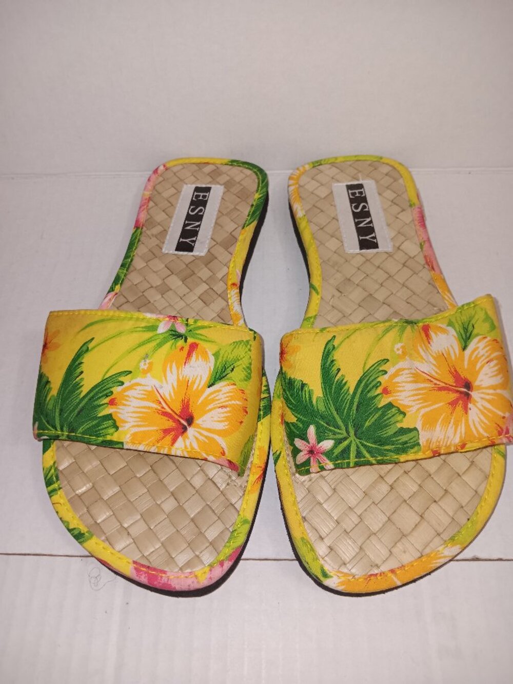 ESNY LIGHTWEIGHT TROPICAL HAWAIIAN PRINT  SANDAL SLIDES